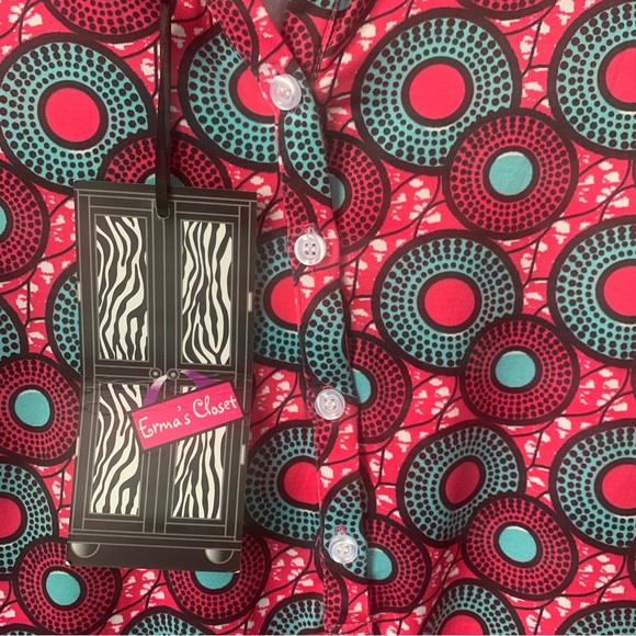 Erma’s Closet (Small) in Pink and Blue Boutique Top - Picture 5 of 7